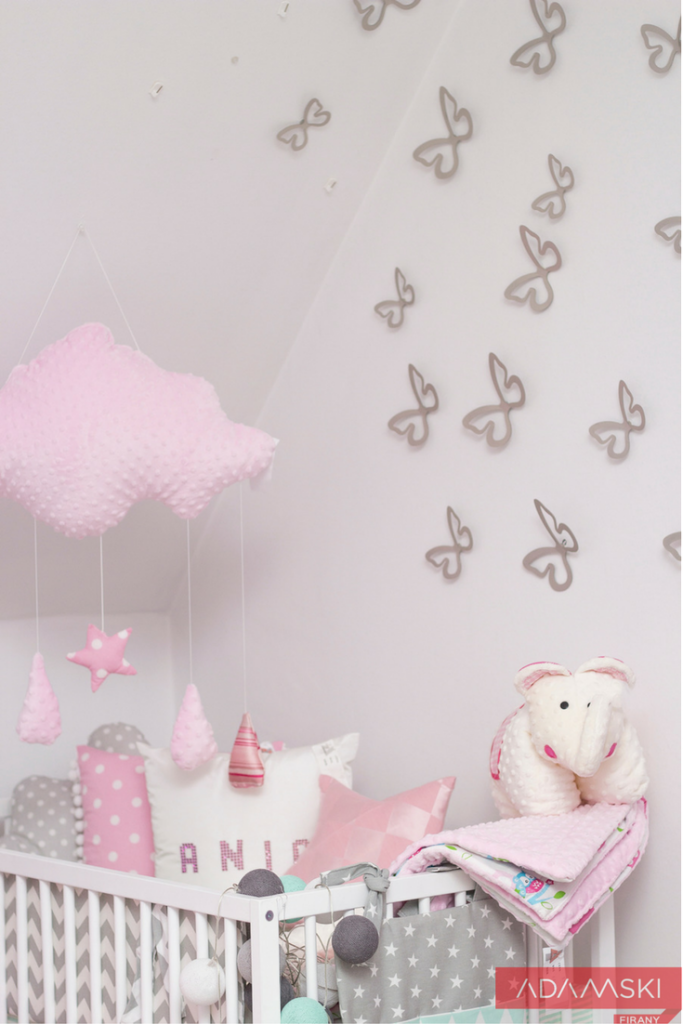 pokój niemowlaka dziewczyna różowy